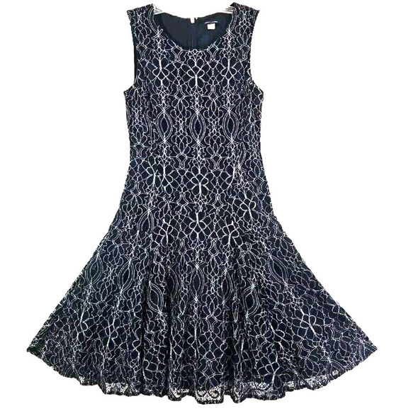 Tommy Hilfiger ~Woman Size 10~ Blue/White Fit & Flare Lace Floral Dress Lined. - Picture 1 of 9